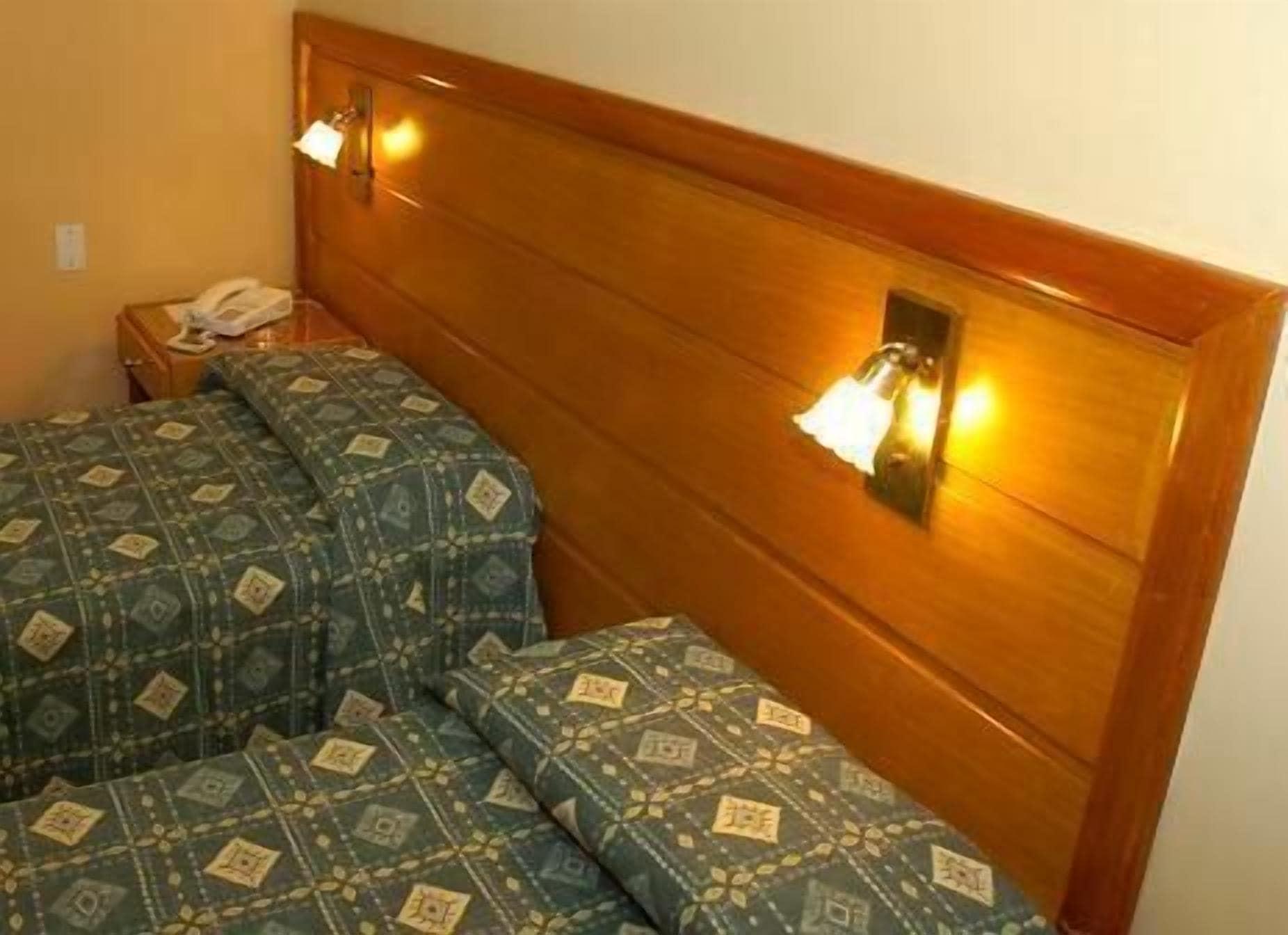 Hotel Provincial Мендоса Экстерьер фото
